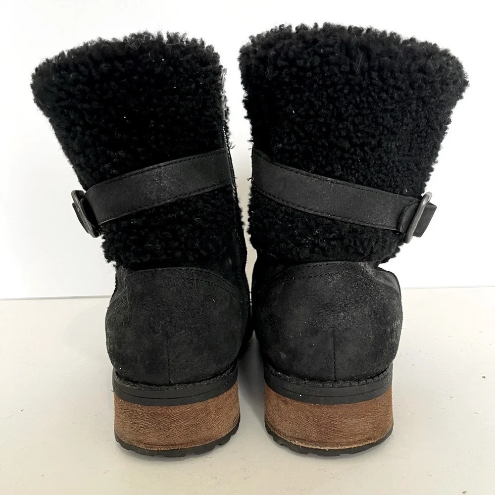 UGG Blayre II Boots Sherpa Fur Cuff Leather Size 9.5